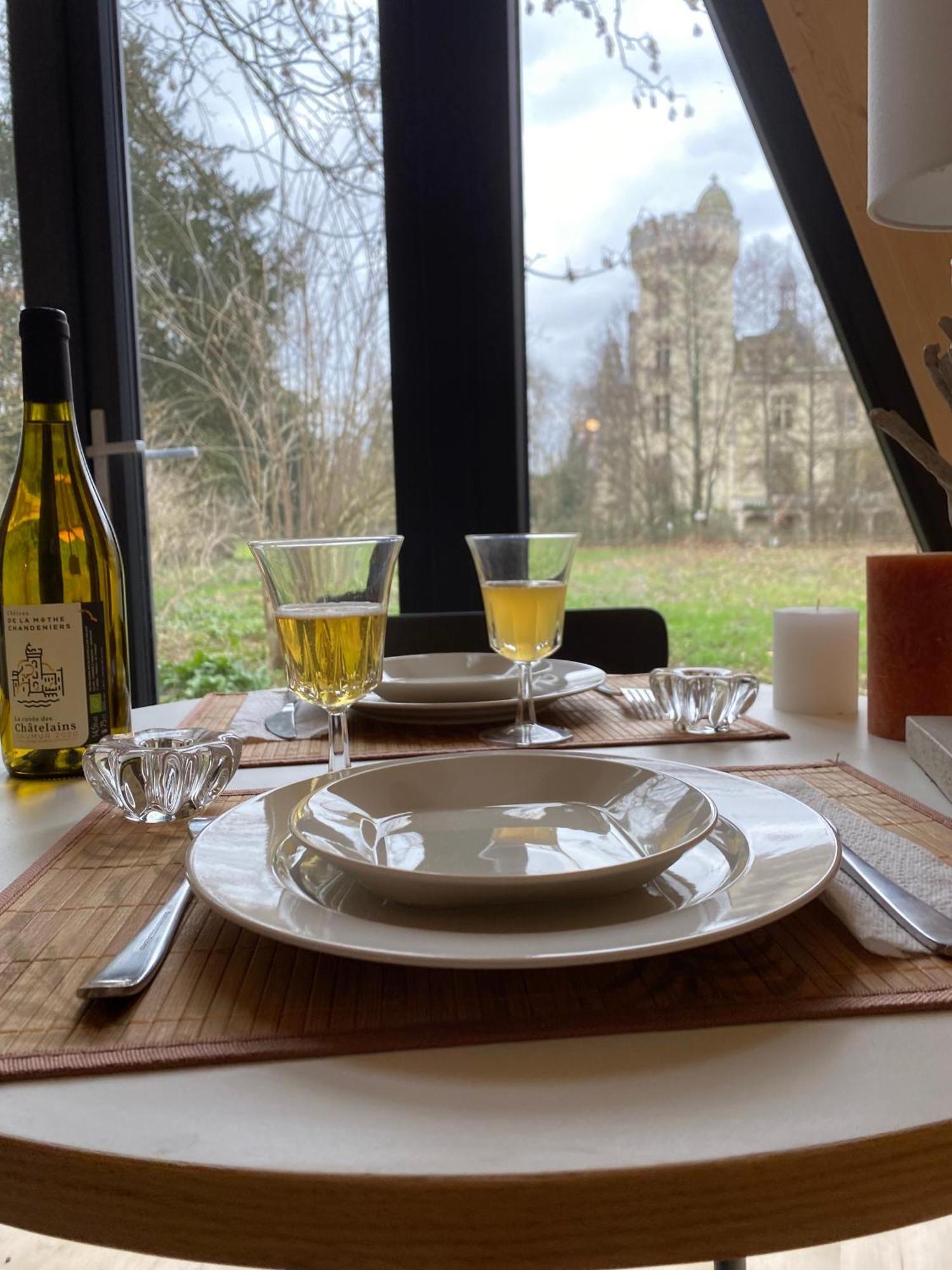Ecolodges De Reve Dans Un Chateau De Conte De Fees Les-Trois-Moutiers Zewnętrze zdjęcie