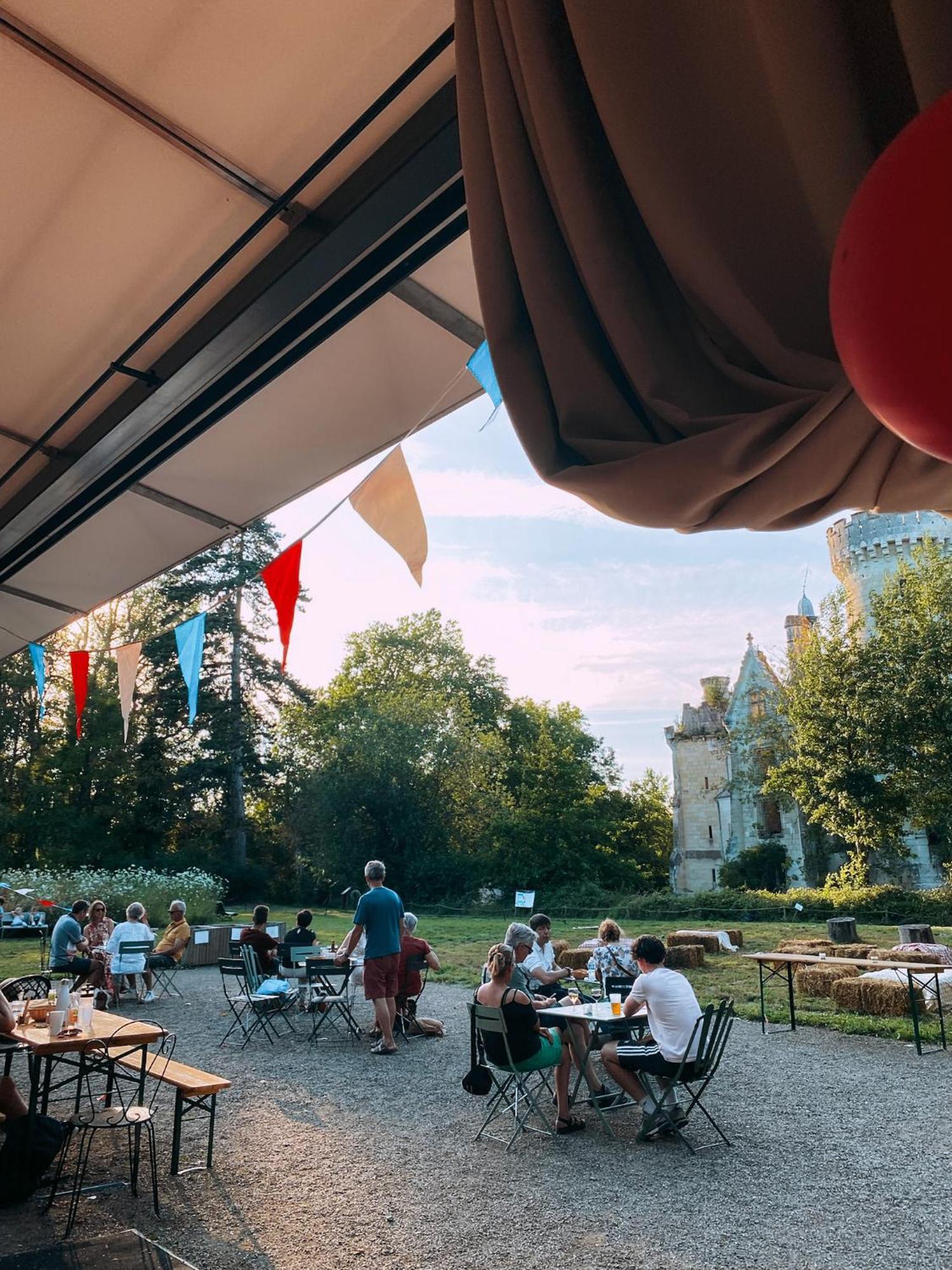 Ecolodges De Reve Dans Un Chateau De Conte De Fees Les-Trois-Moutiers Zewnętrze zdjęcie