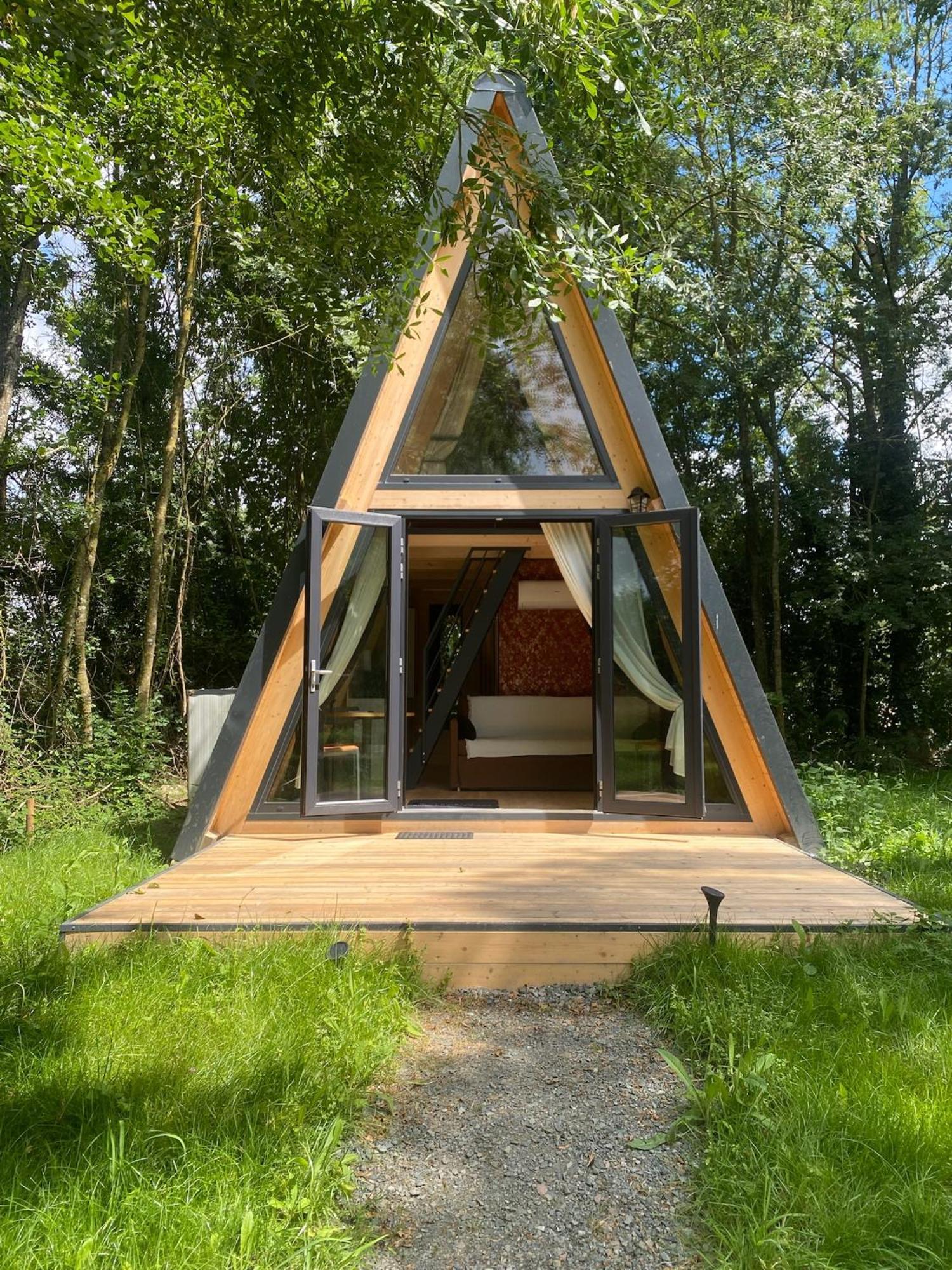 Ecolodges De Reve Dans Un Chateau De Conte De Fees Les-Trois-Moutiers Zewnętrze zdjęcie