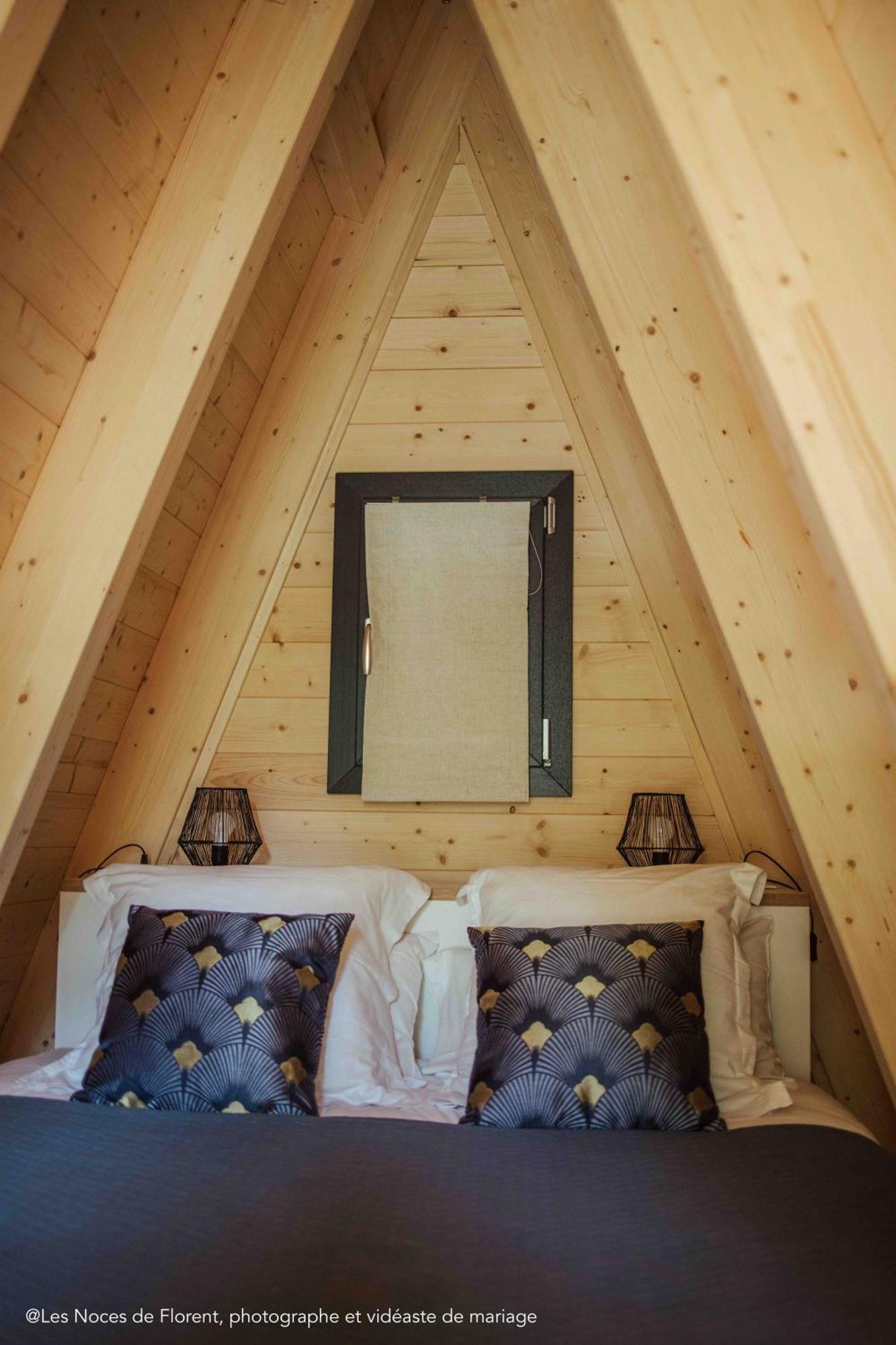 Ecolodges De Reve Dans Un Chateau De Conte De Fees Les-Trois-Moutiers Zewnętrze zdjęcie